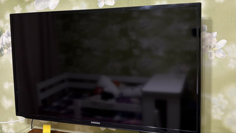 Продам телевизор Samsung 32'