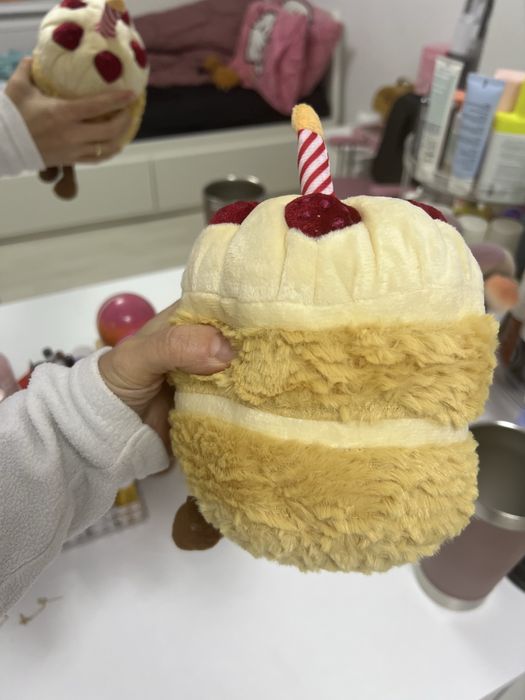 Jellycat cake _plus
