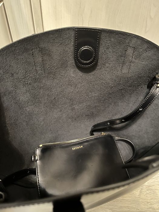 Продам кожаную сумку