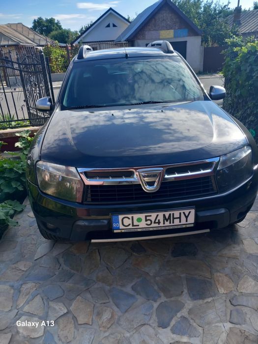 Vând  Dacia Duster