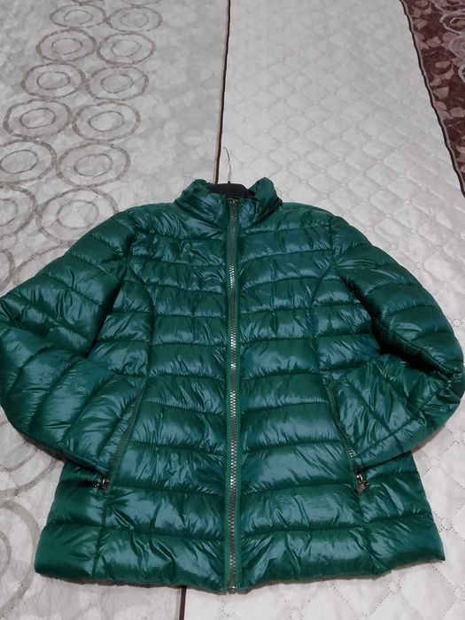 Дамско яке с качулка