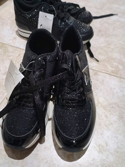 Нови дамски обувки