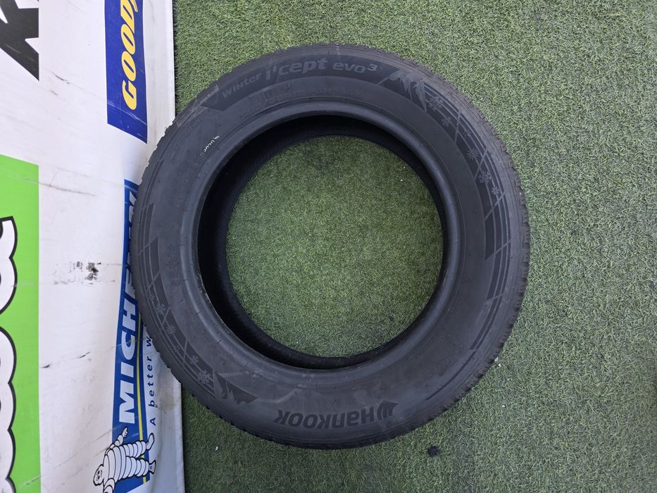 215.60.17 2x hankook 2x goodyear m+s