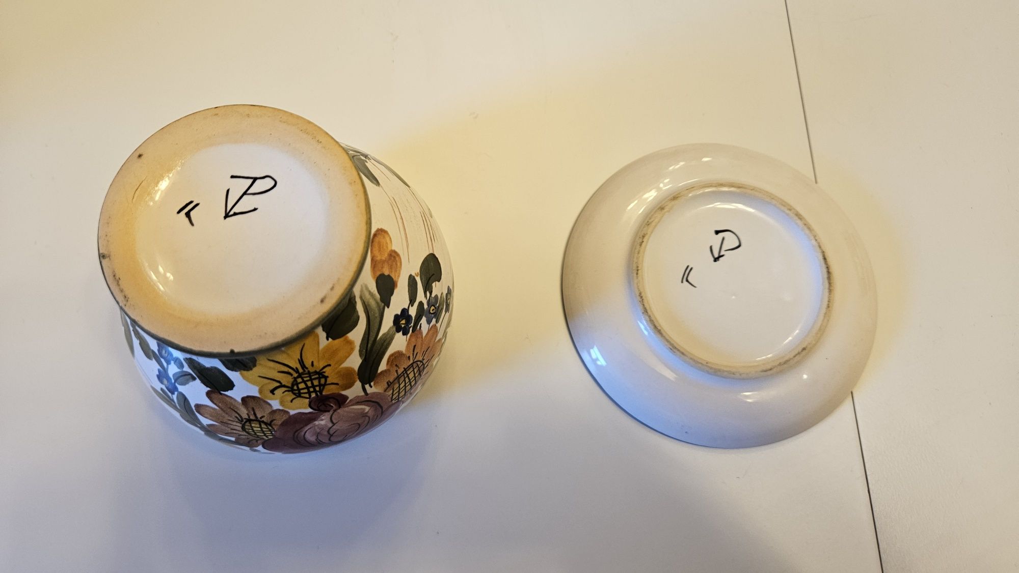 Vând set 12 persoane ceramica pictata Italia