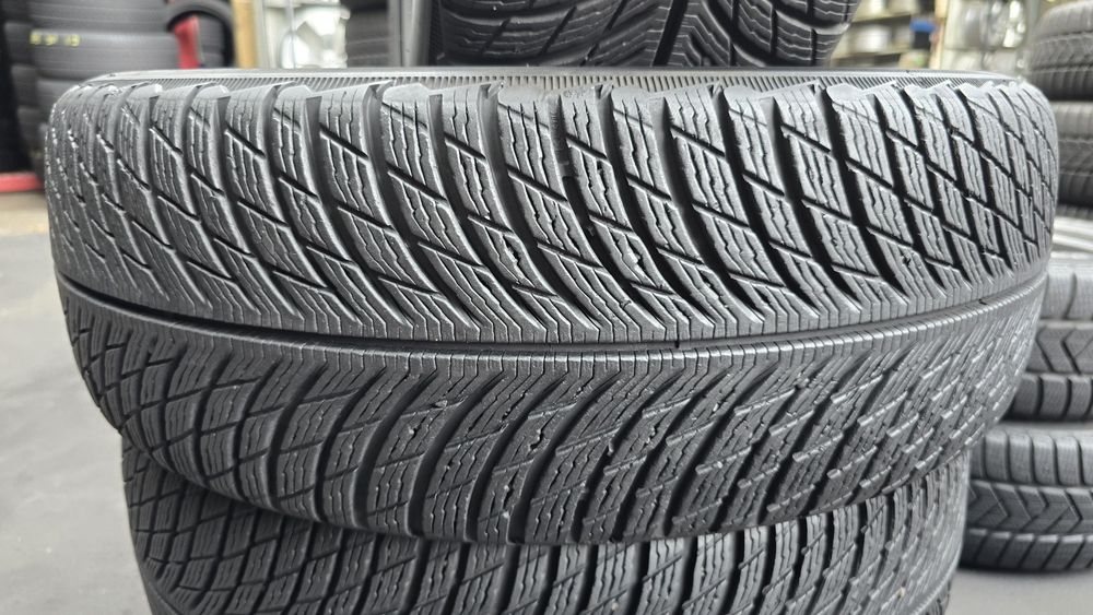 4 anvelope iarnă Michelin 225/60/18 - 7 mm