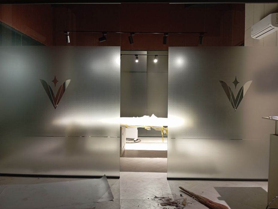 Матовый пленка Matoviy plyonka оракал туманка тонировка офис ва здания