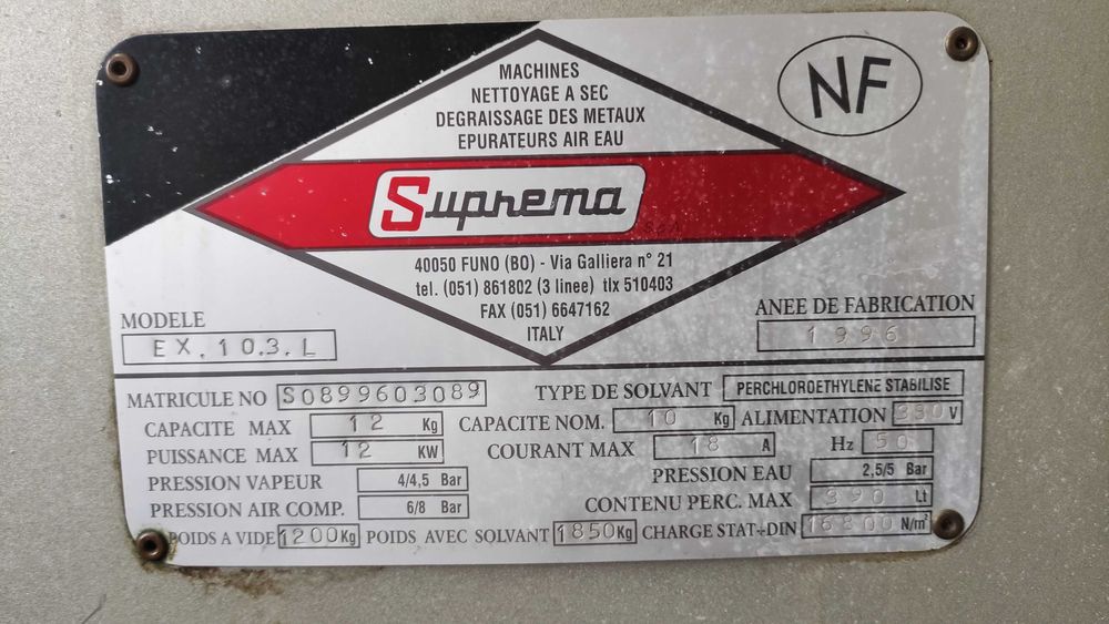 Машина за химическо чистене, гладачна и деташорна маси