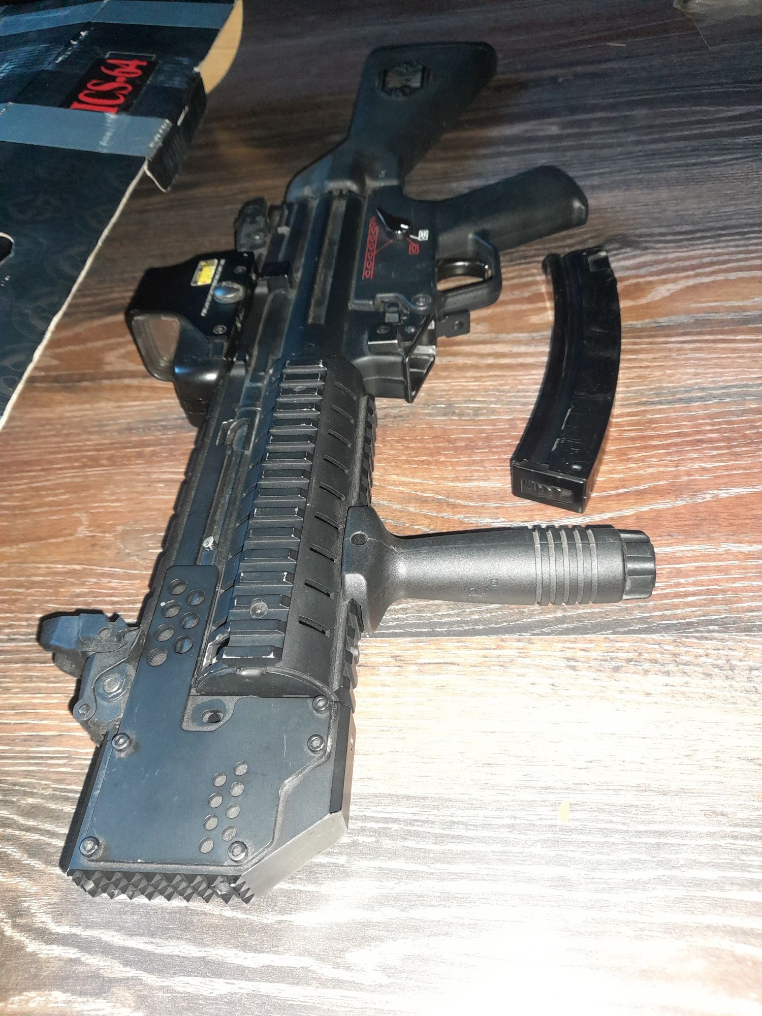 Replica airsoft Ics Mp5 modificat full metal