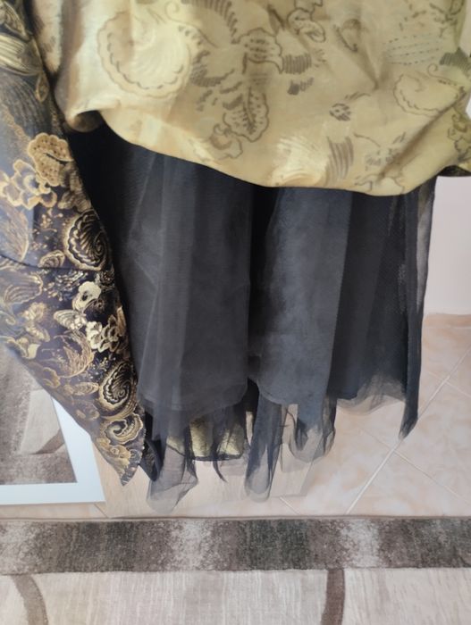 Дамски официални рокли