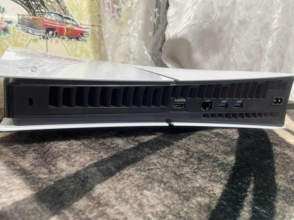 Плейстейшън 5 1 TB SLIM DIGITAL Като Нов! С ГАРАНЦИЯ!