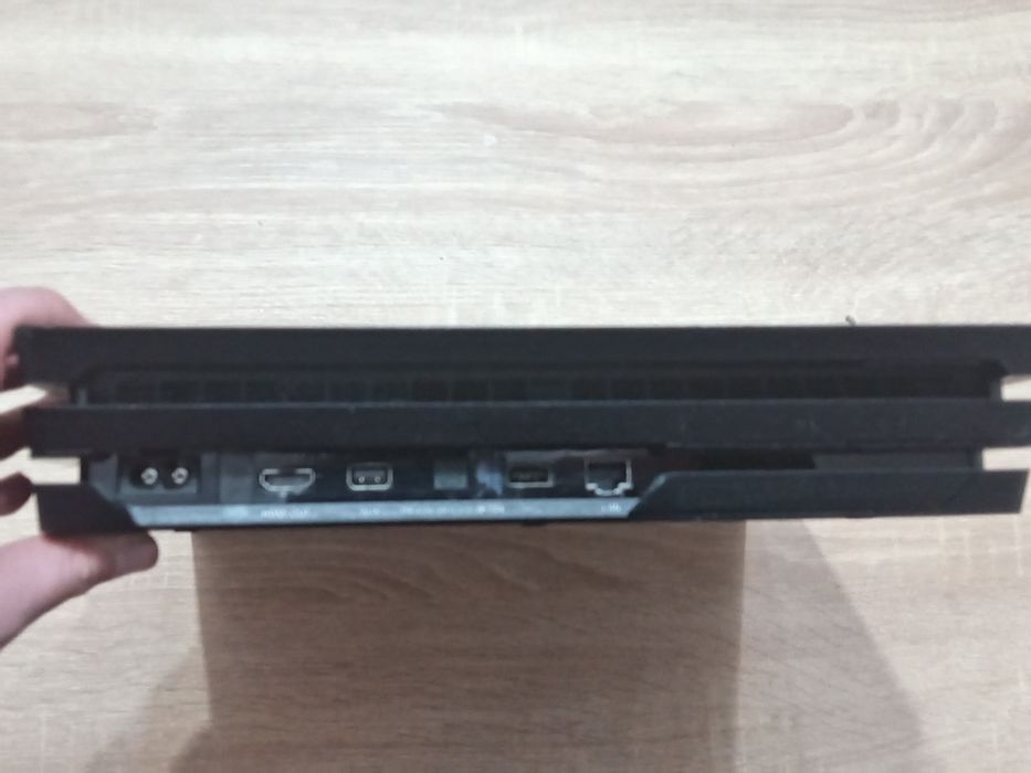 PlayStation 4 PRO URGENT ‼️