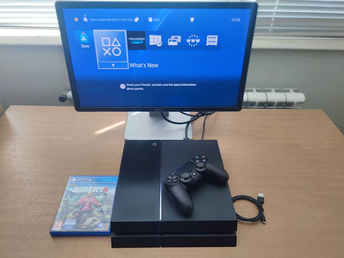Playstation 4 със игра Fifa, джойстик, кабели, PS4 конзола