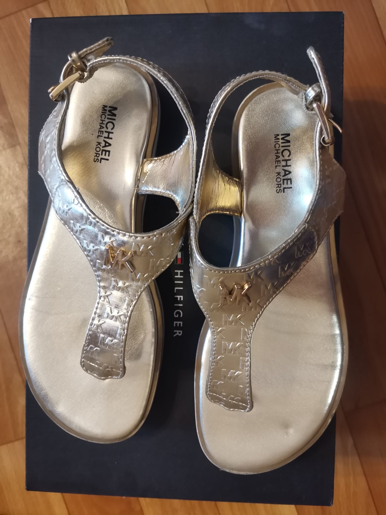 Сандалки MICHAEL KORS размер 33