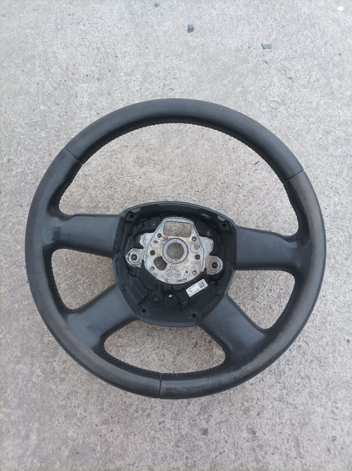 Volan Audi A4 B8