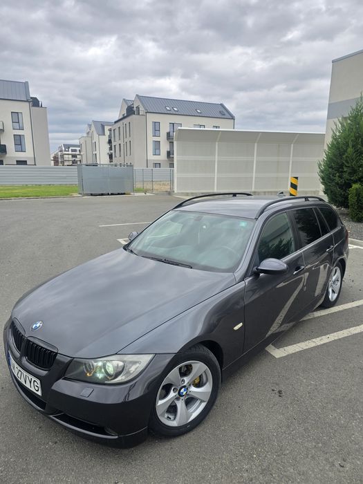 BMW 320d Seria 3 E91 Automat / Navigatie / Recaro / Xenon / m47