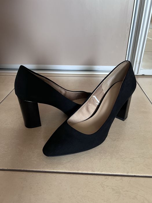 Pantofi negri catifea