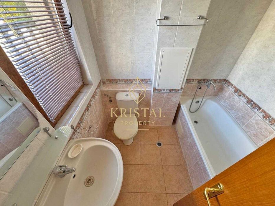 Продава се Тристаен апартамент в к.к. Слънчев бряг - 105 кв.м за 1000 €/кв.м - Снимка #10