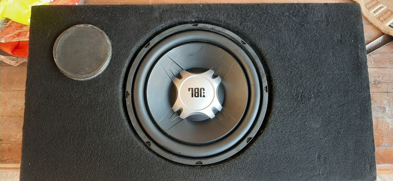 Сабвуфер  JBL GT5-12