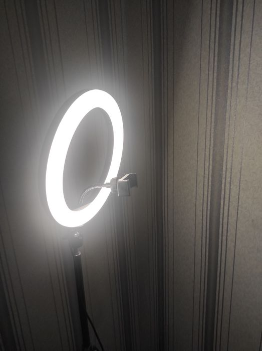 Продам Кольцевую Лампу Для Съёмок