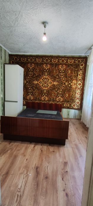 Продам квартиру 4 комнат