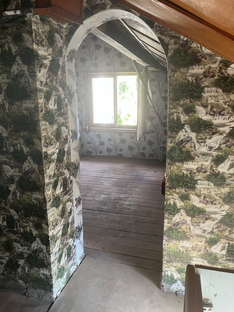 Продава се Къща в Сливен, Център - 47 кв.м за 1064 €/кв.м - Снимка #2