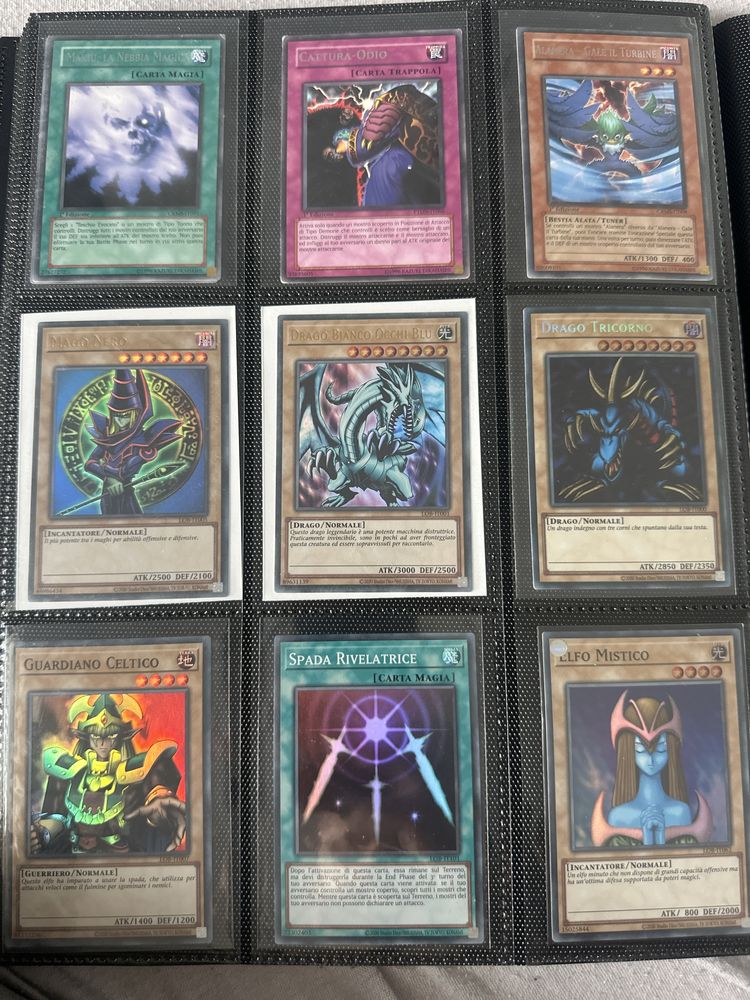 Set carti Yugioh vechi si rare(la bucata)