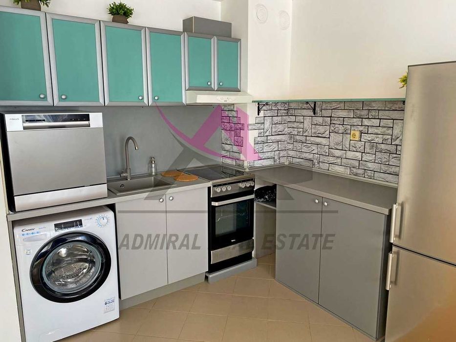 Дава се под наем Тристаен апартамент в Варна, Лятно кино Тракия - 93 кв.м за 600 € - Снимка #1