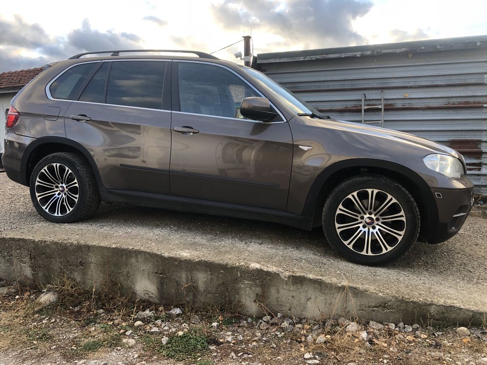 Bmw x5 e70 3.0d 245hp LCI НА ЧАСТИ ( бмв е70 3.0д 245 коня фейслифт )