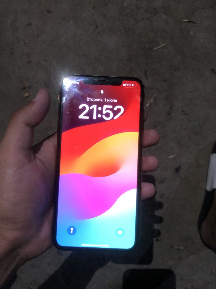 Iphone xs max 80 yomks