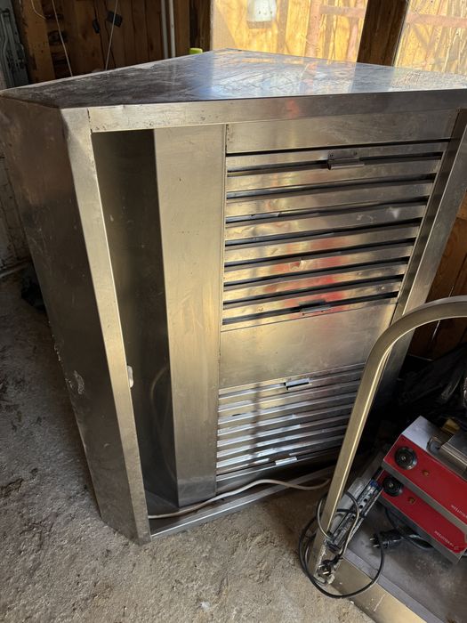 Hota profesionala cu motor