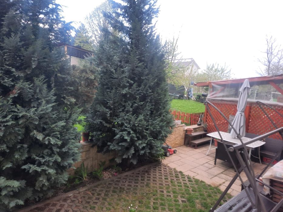 Vand casa in complex de case insiruite miroslava