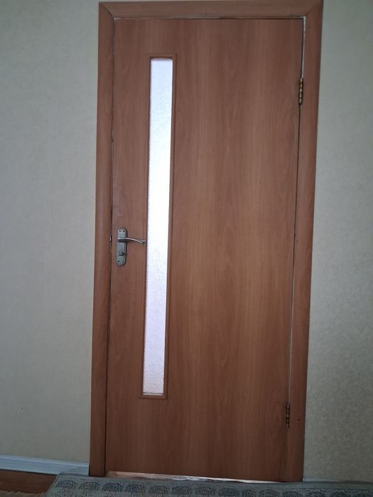 Между комнатные двери