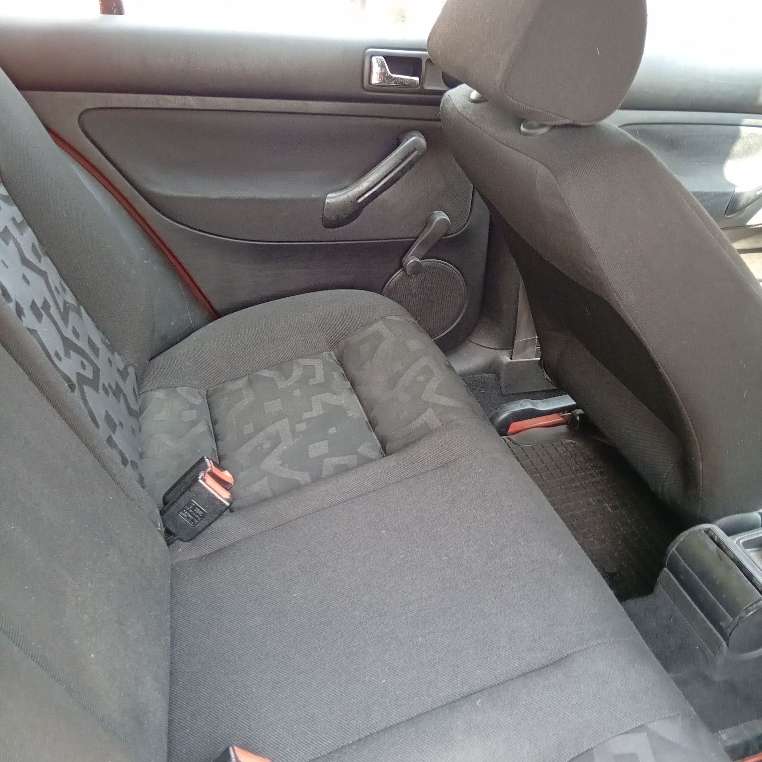 Golf 4 1.6 rs. Funcționare bună, arată cum se vede,