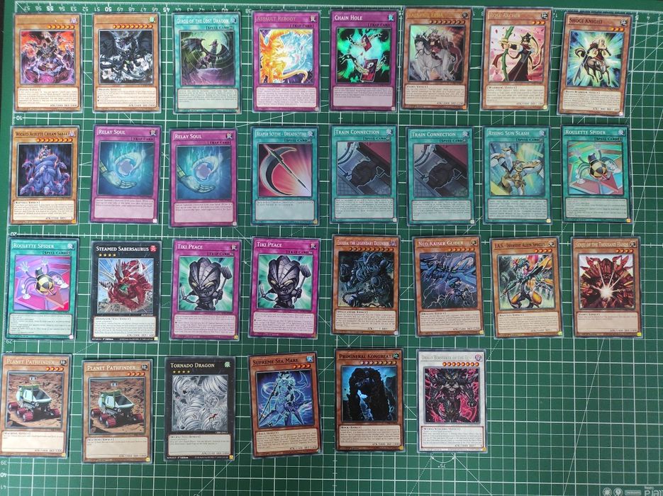 Cărți yu gi oh de vânzare