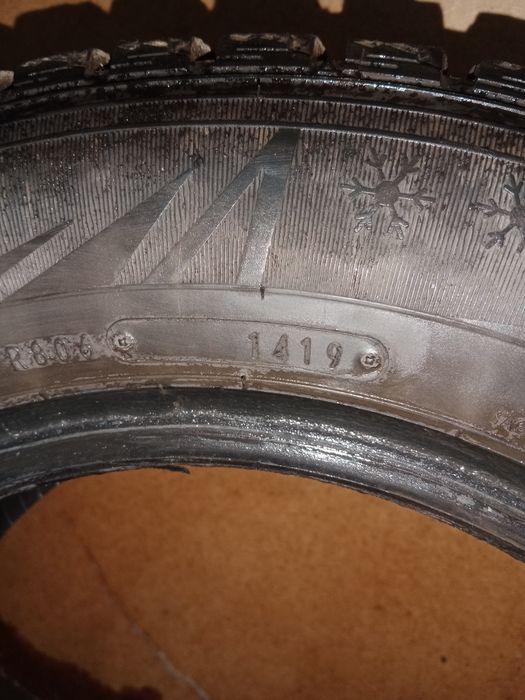 Шины зимние  R14 185x65