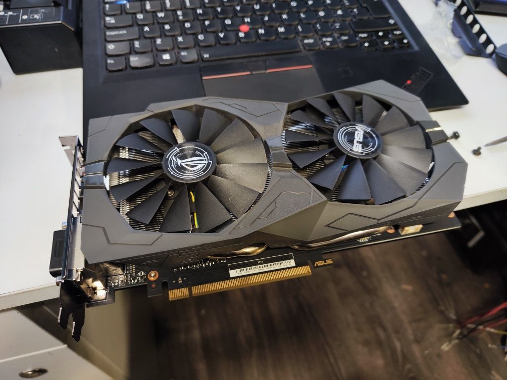 Asus ROG Strix 1050ti O4G Gaming 4GB DDR5