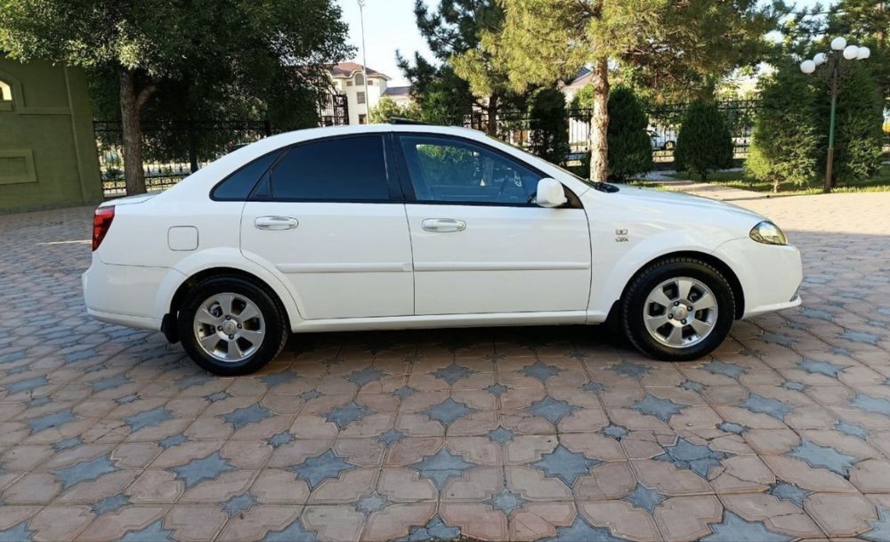 Gentra 2020 elegant plus