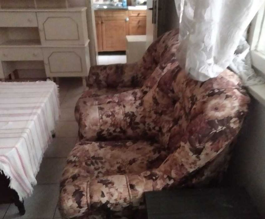 Дава се под наем Едностаен апартамент в Пловдив, Тракия - 45 кв.м за 255 € - Снимка #1