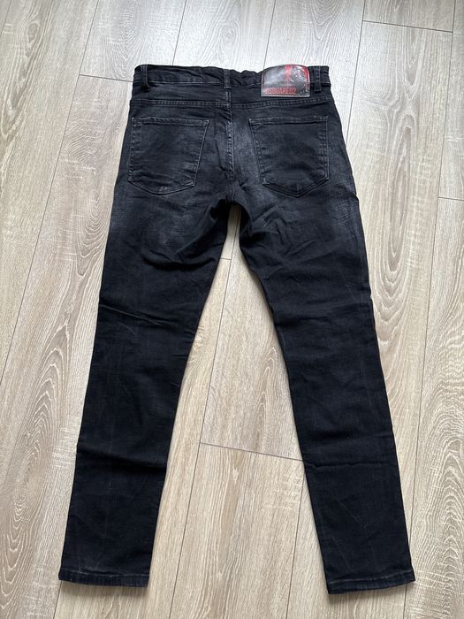 Дънки Dsquared Нови!