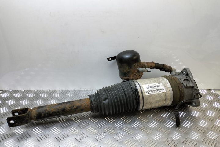 Perna aer  spate stanga 4E0616001E Audi A8 D3/4E