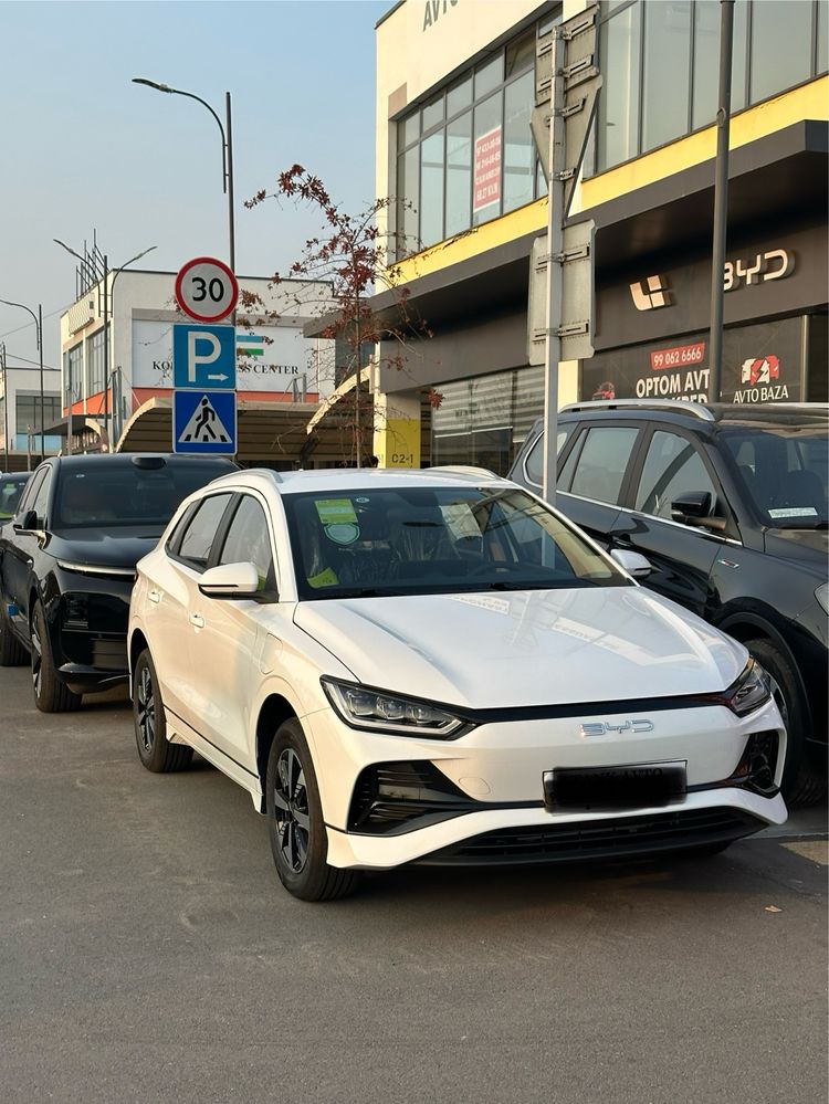 BYD e2 Luxury 405 km Full 2025/2025 notarusga tayyor