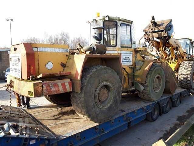 Dezmembram excavator LIEBHERR L541