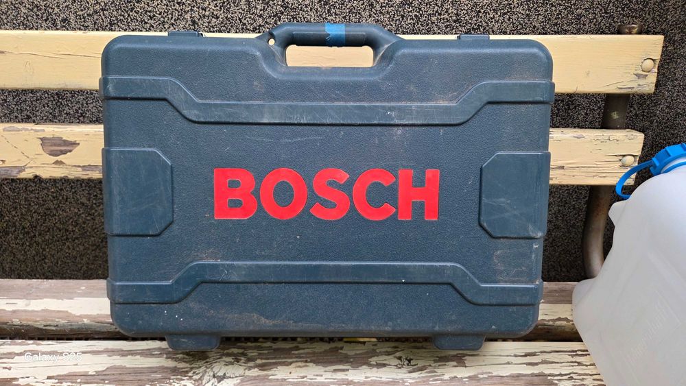 Фрезер Bosch 1617EVS 2.25 HP