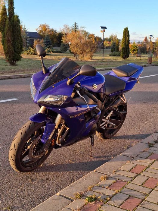 Yamaha R1 rn09 injectie 2003