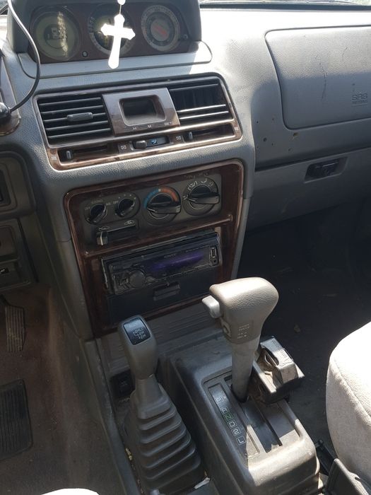 Dezmembrez Mitsubishi pajero motor 2.8 cutie automată super selecta
