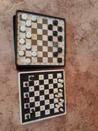 Шахматы и шашки дорожные
