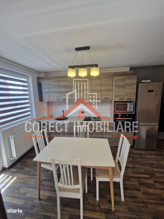 Apartament de vanzare 3 camere zona Subcetate