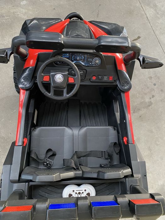 Детски акумолаторен джип