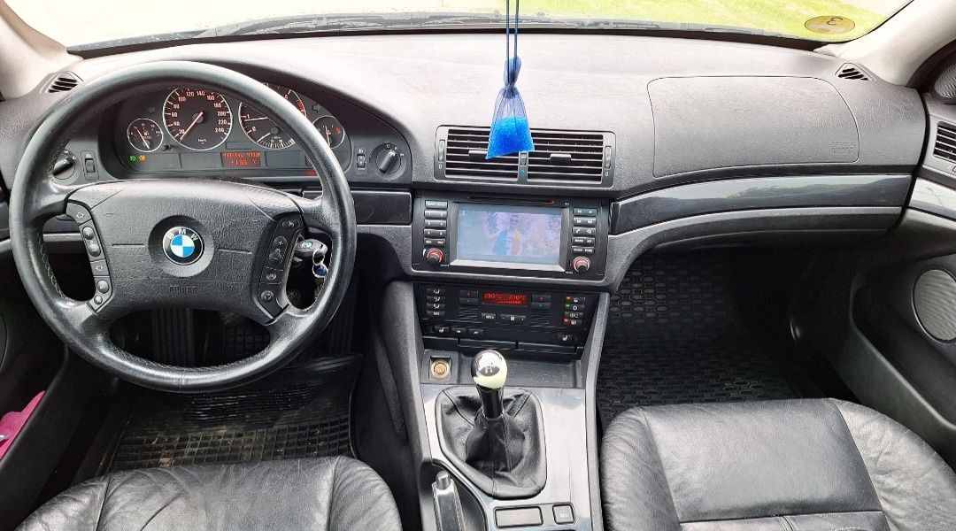 BMW  e39  520d  136cp