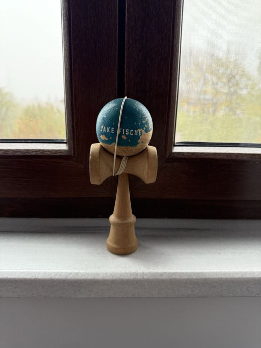Kendama custom Jake Fischer SEMNATA XREMUS/CRBL